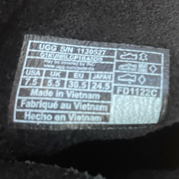 UGG Josefene Short Water Resistant Suede Boots Size US 7.5 In Black - Picture 5 of 8